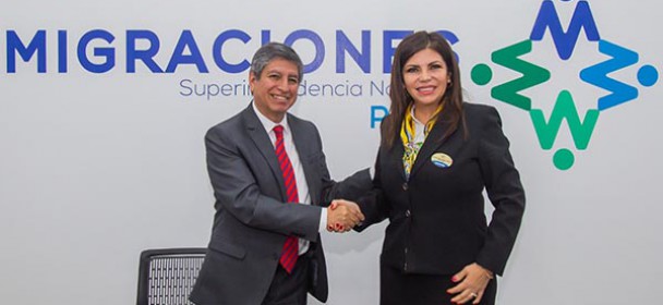 MIGRACIONES interoperará con Colegio de Notarios de Lima para evitar la falsificación de documentos MIGRACIONES interoperará con Colegio de Notarios de Lima para evitar la falsificación de documentos
